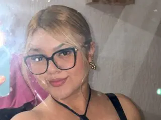 Angel_Petitee cam model