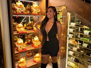 AnissiaBlake cam model