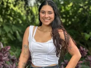 AnnaSmiles cam model