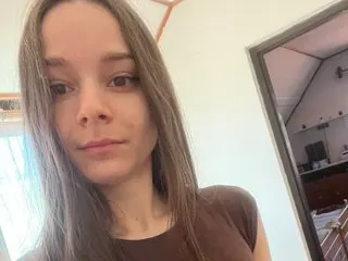 Anna_LeahX cam model