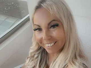 Anna_OnlineXO cam model