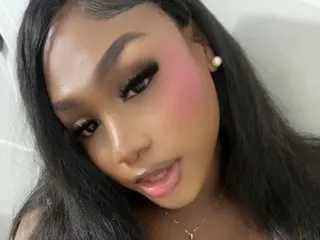 AnniieDolce cam model
