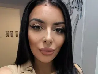 AriaYasmin cam model