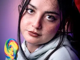 AshleyPetit cam model