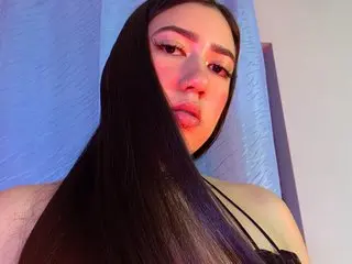 AuroraShyrzt cam model