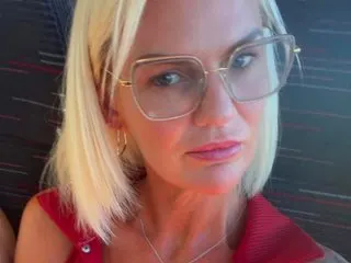 Avaharper69 cam model