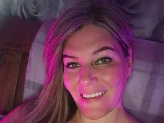 BabyCakesUK cam model