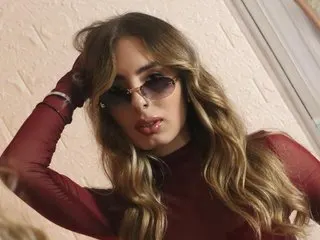 BarbaraRossee cam model