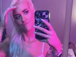 BarbeeNicoleXoX cam model