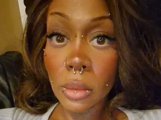 BellaNutella cam model