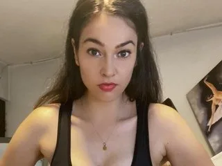 Bella_Moss