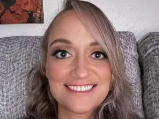 Bigblueeyes87 — Streamate cam model