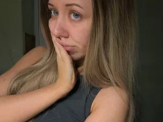 Blueyedpetiteminx — live cam