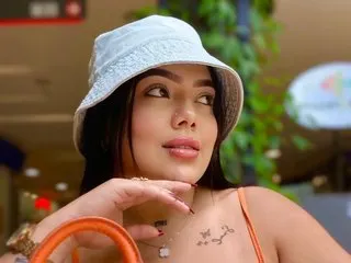 Brhiana_William cam model