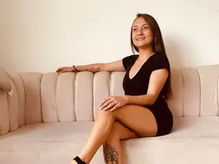 Briany_ws cam model