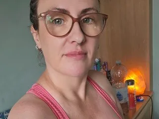BritishBellaxx