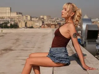 BritneyHudsonn cam model