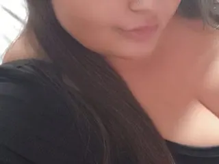 BustyBeautX cam model