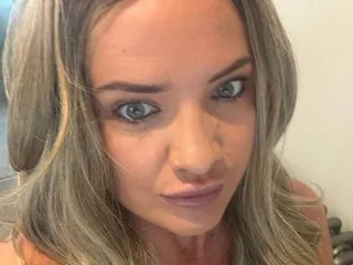 BustyBlondeBethX