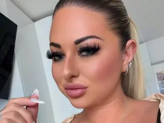 Bustychloex121 — live cam