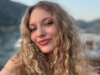 CarrieeBradshaw cam model