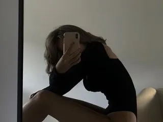 CharlieDxxx cam model