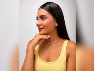 Charlotte_Evans18 cam model