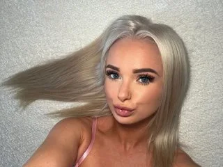 ChelseaBlondeUK — live cam