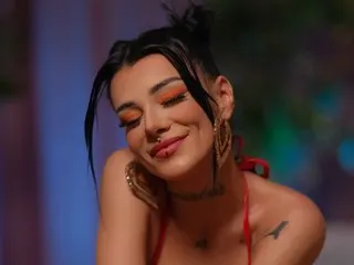 ChicaOra cam model