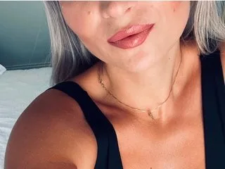 Christina_Luxe