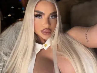 ChrystalCade cam model