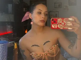 CinnyBunny cam model