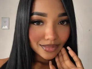 Coraline_noir cam model