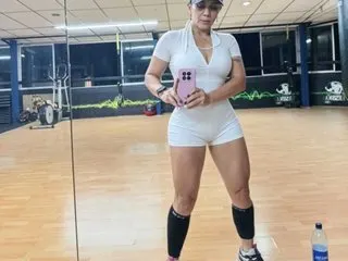 CrisLuna cam model