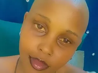CurvyBootiliscious88 cam model