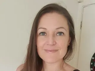 CurvyGymBunnyxx — Streamate cam model