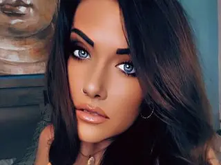 Dakota_Lynnxxx