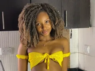 Danisha019 cam model