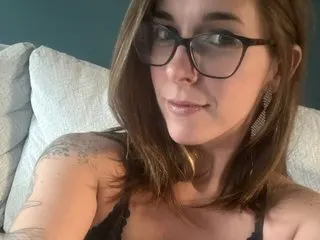 Darkscarlettt — Streamate cam model