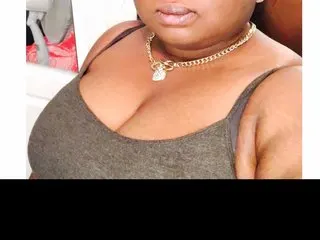 Destiny_Curvyy cam model