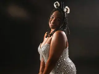 EbonyHenner