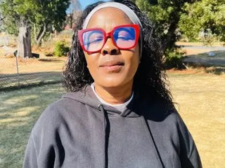 Ebonyboobsmilk cam model