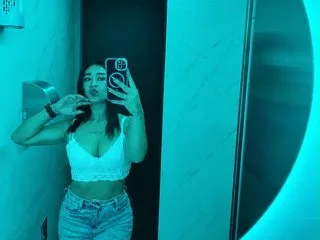 Elodie_Bisou — live cam