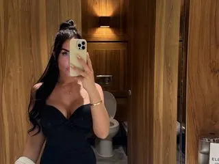 Elsie_Rae cam model