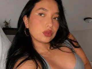 Ema26Quinn cam model