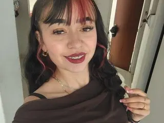 Emili_will cam model