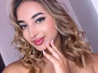 EmmilyQueen cam model