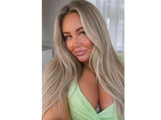 EnglishBrooke69 cam model