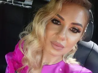 ErikaaaSweet cam model