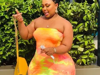FatAssAfricanBaddieee cam model